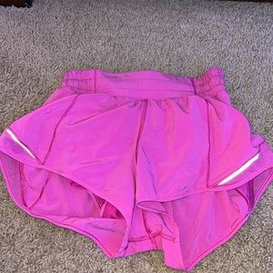 Sonic pink lululemon hotty hots 2.5